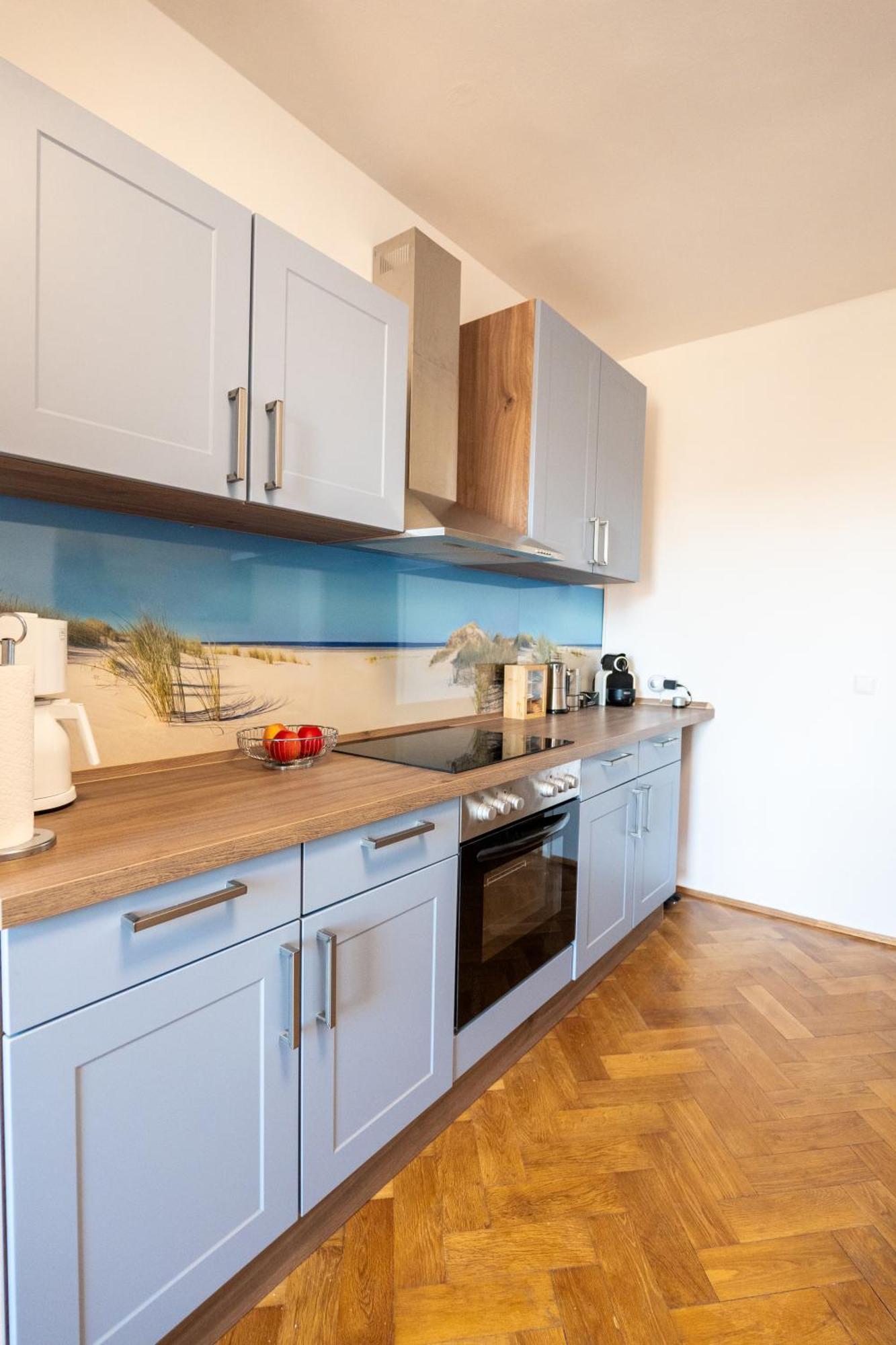Doppelhaus- Villa Leipzig Schleussig , Moderner Altbau Apartment Dachetage Mit 2 Schlafzimmern Und Separatem Zusatzzimmer , Parkplatz - Balkon - Kamin - Eicheparkett - Arbeitsplatz Exterior foto